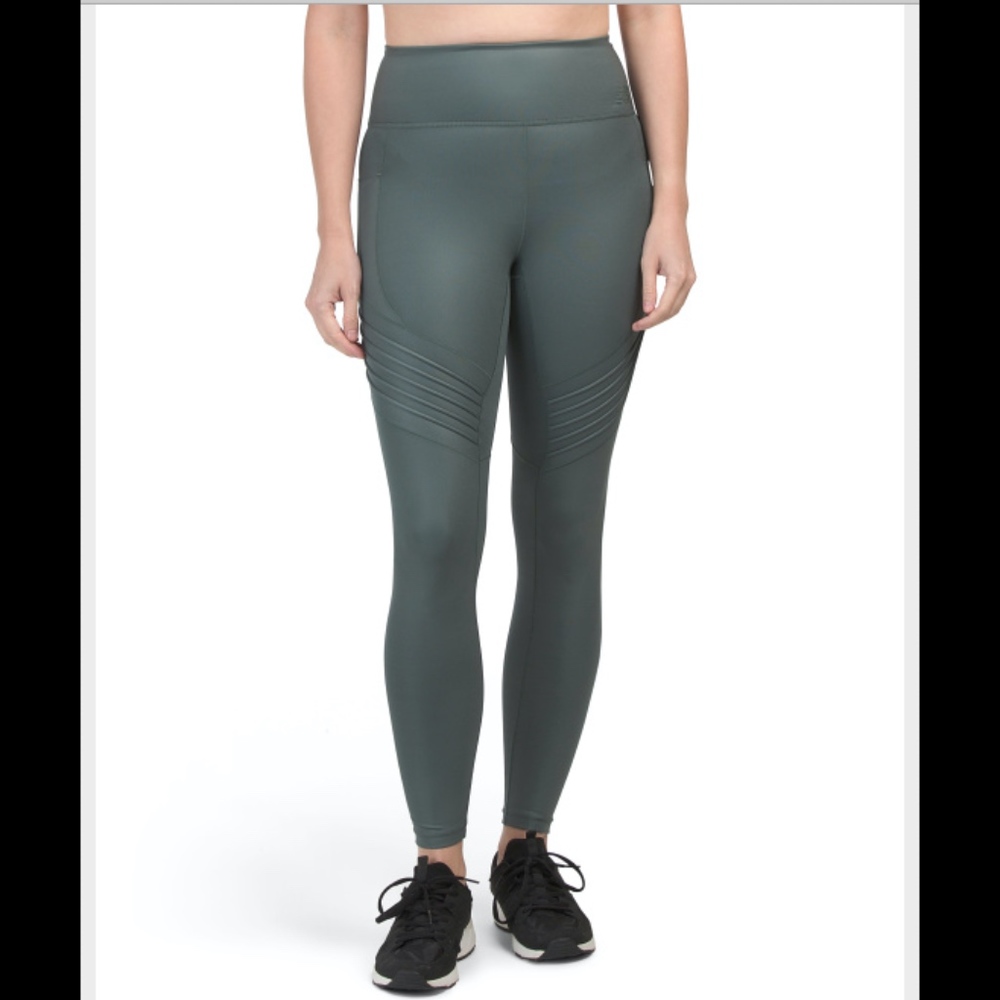 NEW BALANCE CAPTIVATE MOTTO SHINE LEGGINGS